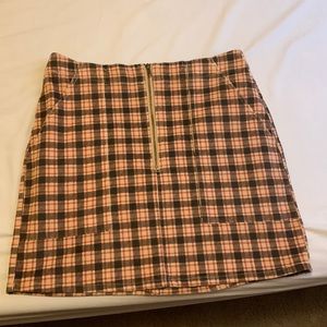 Don’t wear anymore. wore once for pictures